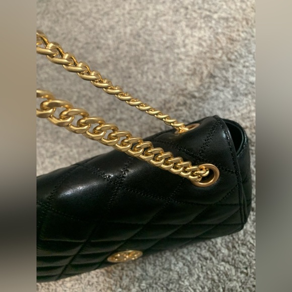 Tory Burch Willa Quilted Purse - Picture 5 of 15